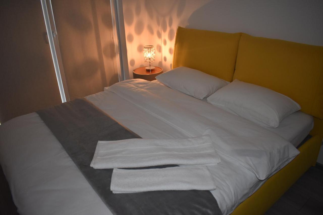 Roman'S Apartment City Residence Сибиу Экстерьер фото